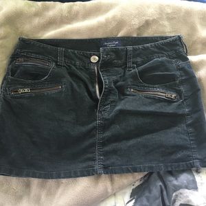 American Eagle Corduroy mini skirt - Sz 12